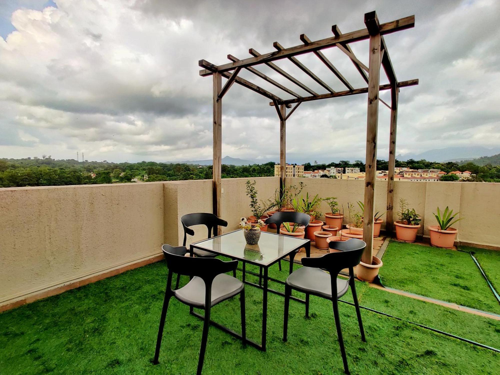 Pushpam Sanskruti Resort Karjat - A Pure Veg Resort Dhamni Bagian luar foto