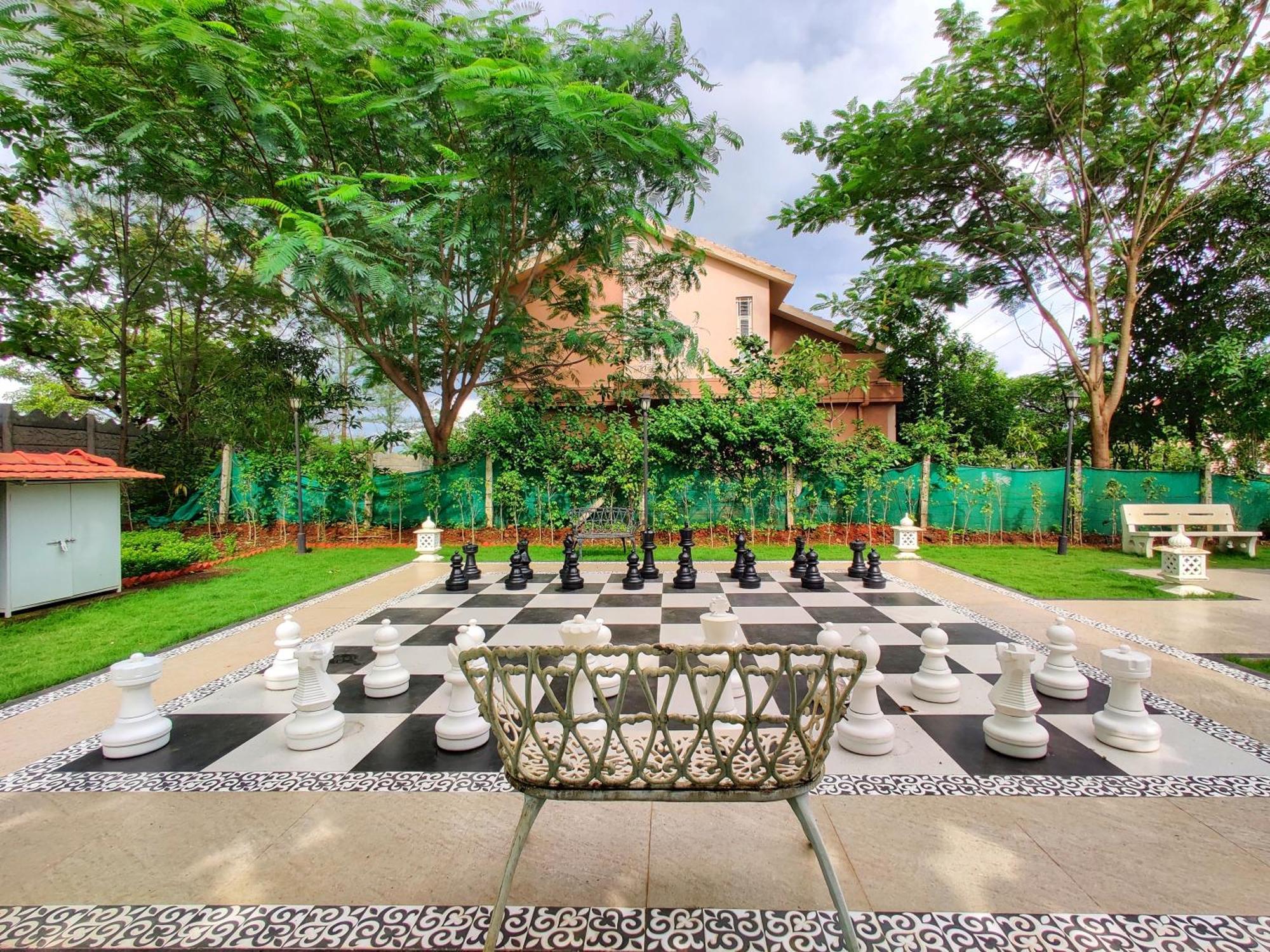 Pushpam Sanskruti Resort Karjat - A Pure Veg Resort Dhamni Bagian luar foto