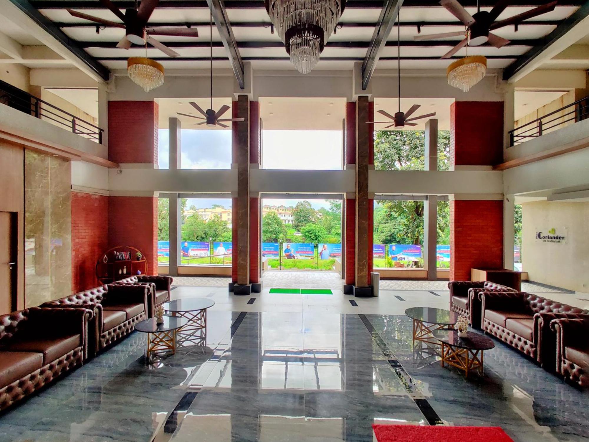 Pushpam Sanskruti Resort Karjat - A Pure Veg Resort Dhamni Bagian luar foto