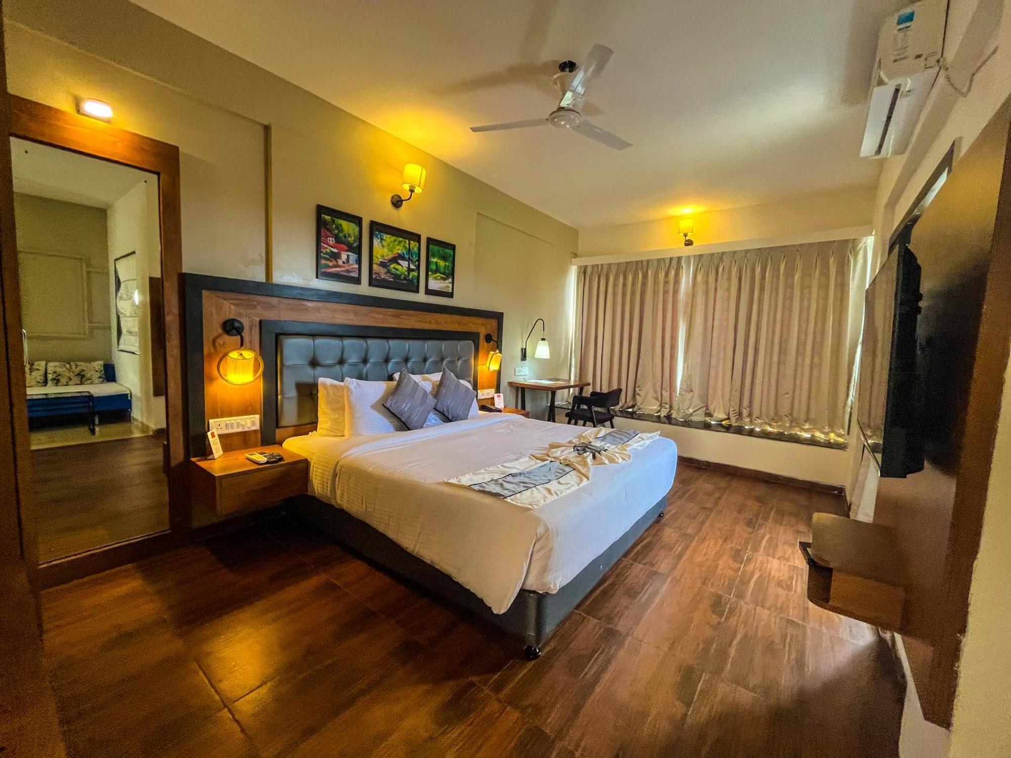 Pushpam Sanskruti Resort Karjat - A Pure Veg Resort Dhamni Bagian luar foto